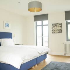Апартаменты Berlin Base Apartments - KREUZBERG комната для гостей фото 5