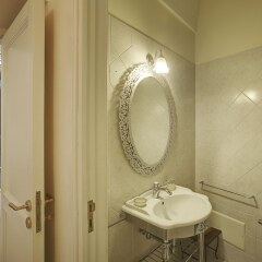 Отель B&B Palazzo Bernardini Лечче ванная