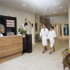Отель Crystal Tat Beach Golf Resort & Spa спа