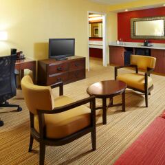 Отель Courtyard Columbus Airport интерьер отеля