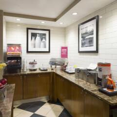 Отель Hampton Inn Manhattan Chelsea США, Нью-Йорк - отзывы, цены и фото номеров - забронировать отель Hampton Inn Manhattan Chelsea онлайн питание фото 3