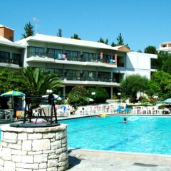 Telemachos Hotel бассейн