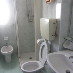 Hotel Concordia Римини ванная