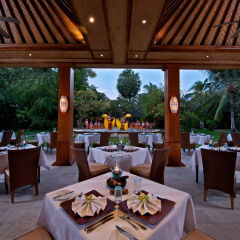 Отель Matahari Beach Resort & Spa питание фото 3