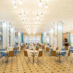 Astoria Hotel - Все включено гостиничный бар