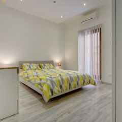 Отель Stylish 2 Bedroom Apartment in an Amazing Location Мальта, Слима - отзывы, цены и фото номеров - забронировать отель Stylish 2 Bedroom Apartment in an Amazing Location онлайн фото 2