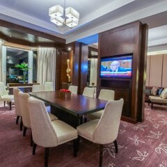Отель Diamond Hotel Philippines Филиппины, Манила - отзывы, цены и фото номеров - забронировать отель Diamond Hotel Philippines онлайн развлечения