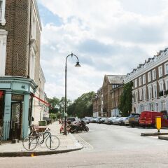 Отель Natural light and modern home in Primrose Hill Великобритания, Лондон - отзывы, цены и фото номеров - забронировать отель Natural light and modern home in Primrose Hill онлайн городской автобус