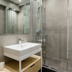 Апартаменты UPSTREET Ermou Elegant Apartments Афины ванная