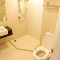 Отель J.J Belle Condo In Bangkok Бангкок ванная