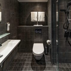 Отель ibis Tallinn Center (Opening July 2019) ванная фото 2