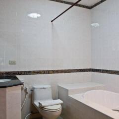 Inn House Hotel ванная