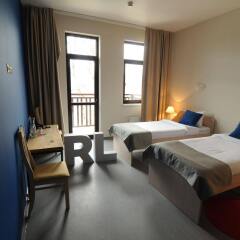 Райдерс Лодж (Riders Lodge Hotel) комната для гостей фото 3