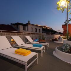 Отель Live In Athens Acropolis Suites Афины бассейн