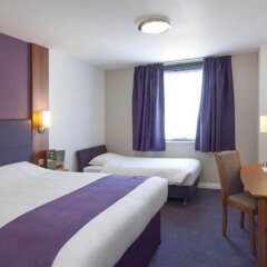Отель Premier Inn Glasgow City - Charing Cross комната для гостей фото 2
