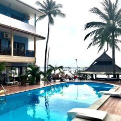 Отель Carabao Dive Resort бассейн