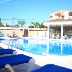 Отель Hostal Alcina с домашними животными