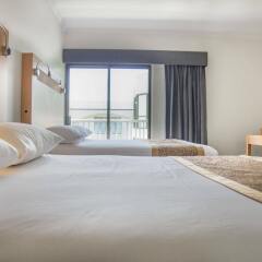 Oceanview Hotel & Residences комната для гостей фото 4