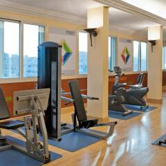Grand Excelsior Hotel Deira фитнесс-зал фото 3