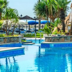 Отель Lordos Beach Кипр, Ларнака - 6 отзывов об отеле, цены и фото номеров - забронировать отель Lordos Beach онлайн бассейн фото 3