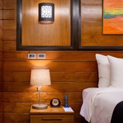 Haibay hotel сейф в номере