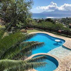 Отель F2 Little Eden - Tahiti - Vue Moorea Holiday home 1 бассейн