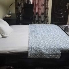 Отель Bright Hotel & Suites Гана, Кофоридуа - отзывы, цены и фото номеров - забронировать отель Bright Hotel & Suites онлайн комната для гостей