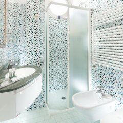 Отель Residence Queen Италия, Римини - отзывы, цены и фото номеров - забронировать отель Residence Queen онлайн ванная фото 2