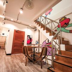 The Million Hostel 19 Бангкок детские мероприятия фото 2