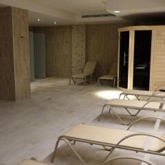 Отель Cronwell Resort Sermilia сауна