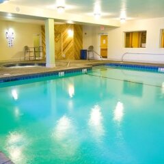 Отель Mountain Edge Resort & Spa at Sunapee бассейн фото 2