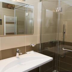 Отель White Dream Hotel Албания, Тирана - отзывы, цены и фото номеров - забронировать отель White Dream Hotel онлайн ванная фото 2