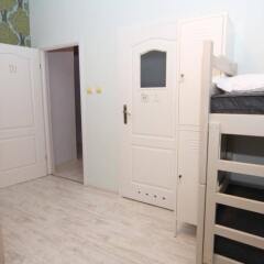 Riverside Hostel Гданьск сейф в номере