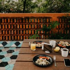 Отель Hostal Hidalgo - Hostel Мексика, Гвадалахара - отзывы, цены и фото номеров - забронировать отель Hostal Hidalgo - Hostel онлайн фитнесс-зал фото 2