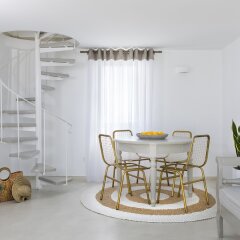 Отель 360 Caldera View Villa by Caldera Houses Греция, Остров Санторини - отзывы, цены и фото номеров - забронировать отель 360 Caldera View Villa by Caldera Houses онлайн комната для гостей фото 3