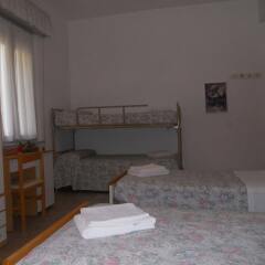 Hotel Pigalle комната для гостей фото 2