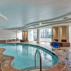 Отель Embassy Suites Minneapolis - Airport Блумингтон бассейн