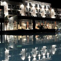 Отель Avala Resort & Villas Черногория, Будва - отзывы, цены и фото номеров - забронировать отель Avala Resort & Villas онлайн приотельная территория фото 2