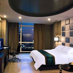 Отель FuramaXclusive Asoke, Bangkok комната для гостей фото 2