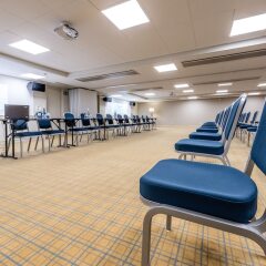 Отель Nendaz 4 Vallées & SPA Нендаз фитнесс-зал