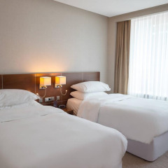 Отель Sheraton Baku Airport комната для гостей фото 3