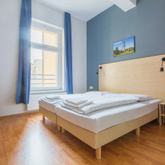 Отель A&O Dortmund Hauptbahnhof Германия, Дортмунд - 2 отзыва об отеле, цены и фото номеров - забронировать отель A&O Dortmund Hauptbahnhof онлайн комната для гостей фото 2