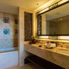 Отель Grand Solmar Lands End Resort and Spa - All Inclusive Optional Мексика, Кабо-Сан-Лукас - отзывы, цены и фото номеров - забронировать отель Grand Solmar Lands End Resort and Spa - All Inclusive Optional онлайн ванная
