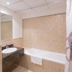 Апартаменты Rojen Apartments Дубай ванная