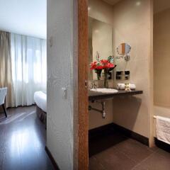 Отель Eurostars Lucentum 4* Стандартный номер с различными типами кроватей фото 22
