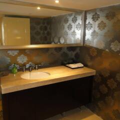 Апартаменты Guangzhou Grand View Golden Palace Apartment ванная фото 2