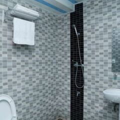 Апартаменты Yuanyuan Seaview Apartment Shenzhen Xiaomeisha ванная фото 2