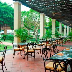 Отель Grand Coloane Resort питание