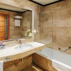 Отель H10 Marina Barcelona 4* Стандартный номер с различными типами кроватей фото 3