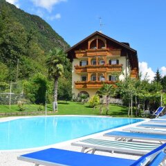 Hotel Tannhof Кальдаро-сулла-Страда-дель-Вино бассейн